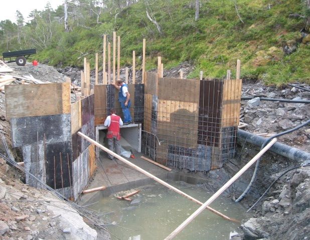 Bygging av dam - inntak i Lillevannet